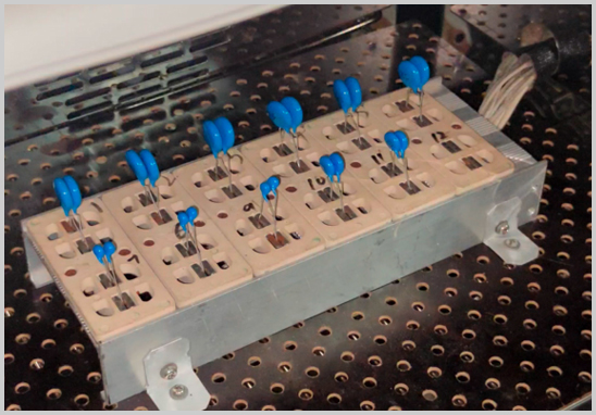 安规电容耐久试验检测实验室.jpg 安规电容耐久试验检测实验室.jpg